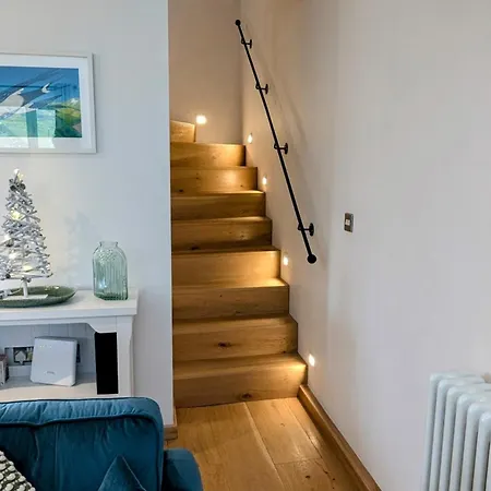 2 Bed In Mallerstang 95827